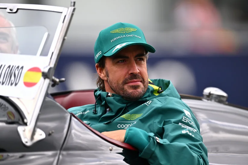 Fernando Alonso 50 yaşında Formula 1də yarışa biləcəyini söyləyib