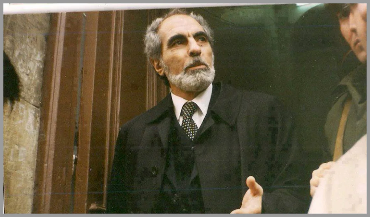 Əbülfəz Elçibəyin vəfatından 20 il ötür