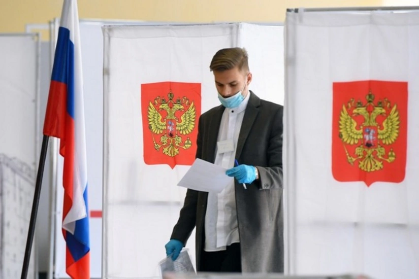В России продолжаются выборы в Госдуму
