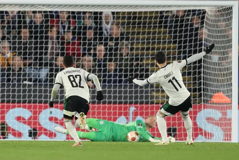 Mahir Emreli Lesterlə oyunda penaltidən yararlana bilməyib
