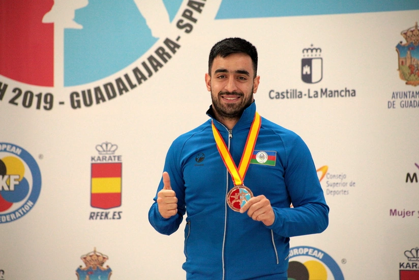 Azərbaycan karateçiləri Premyer Liqada 2 medal qazandı