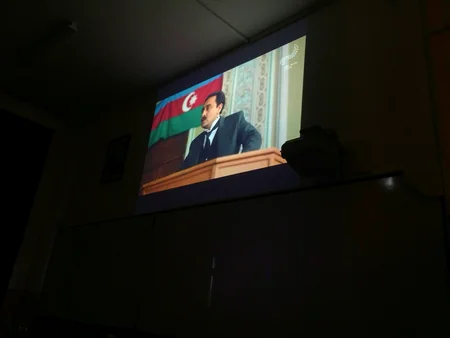 “Son iclas” bədii-sənədli filmi İstanbul Universitetində nümayiş olunub