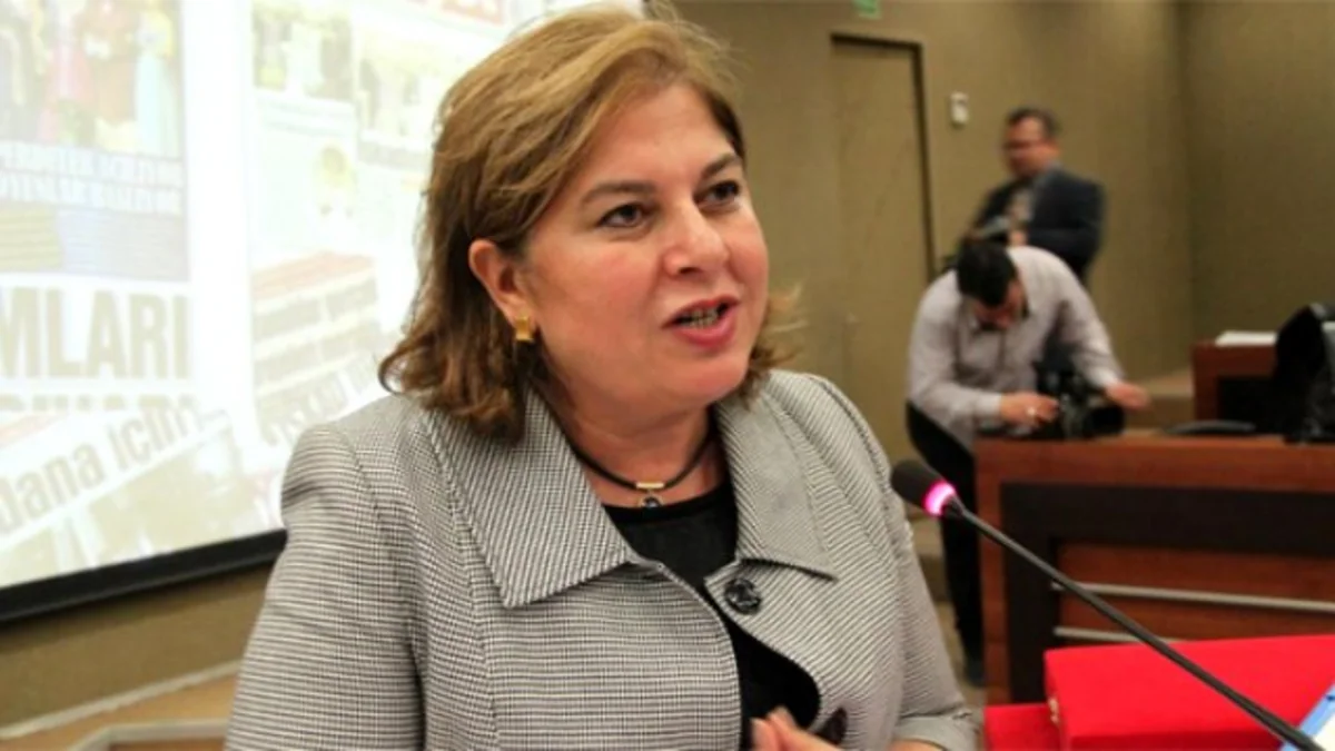 ​Türkiyədə qadın deputatlığa namizəd güllələnib