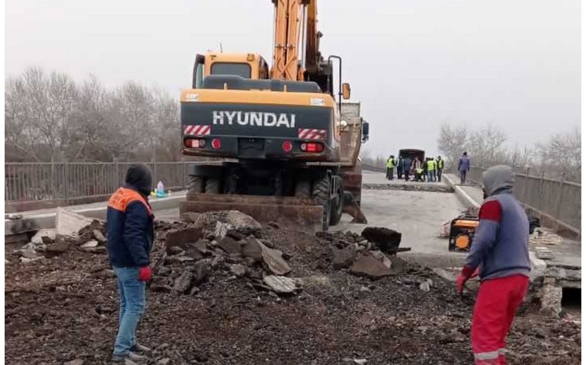 В Сабирабаде начались ремонтные работы на мосту через реку Кура