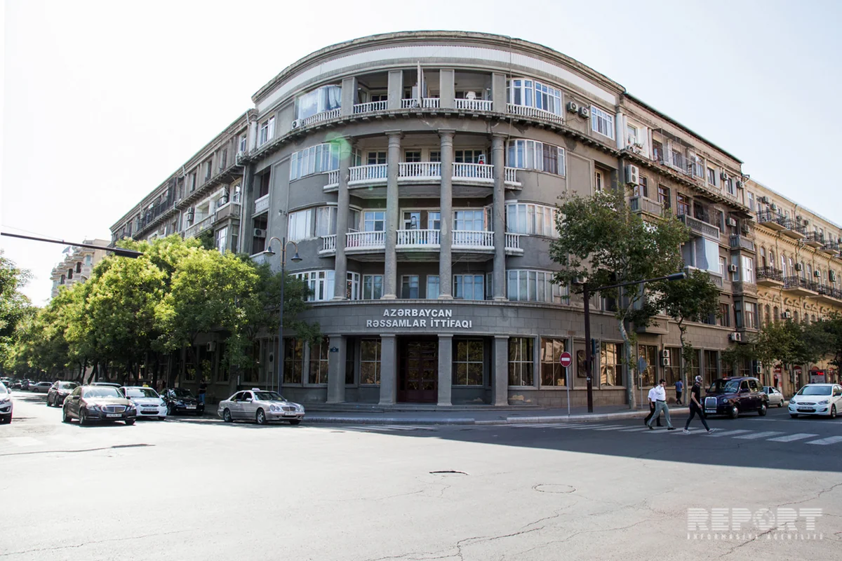 Союз художников Азербайджана дал старт Неделе изобразительного искусства