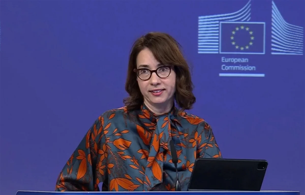 EU welcomes any pressure on Russia for settlement in Ukraine