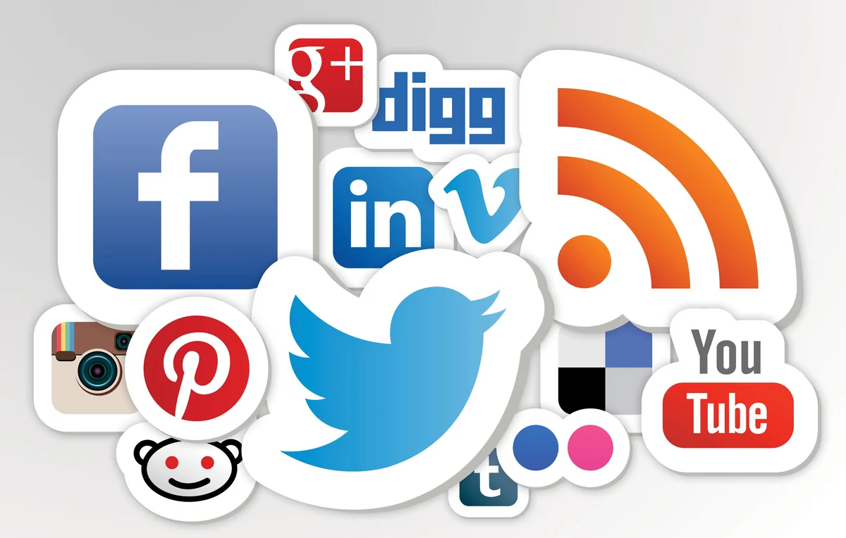 Milli Məclisdə internetdə saxta profillərlə böhtan atanlarla bağlı məsələ müzakirə olunub