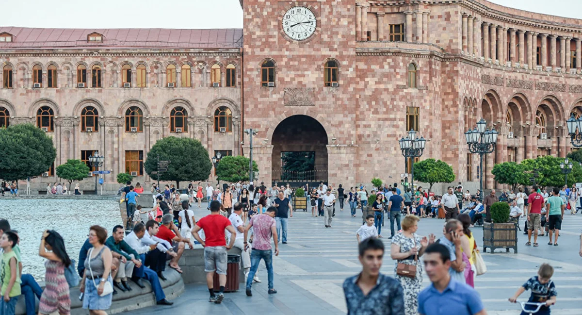 Monoetnik Ermənistan: Sosial partlayışa hazırlıq