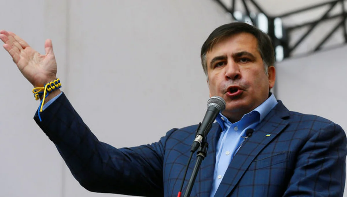Саакашвили призвал украинцев не пускать президента Петра Порошенко к рабочему месту