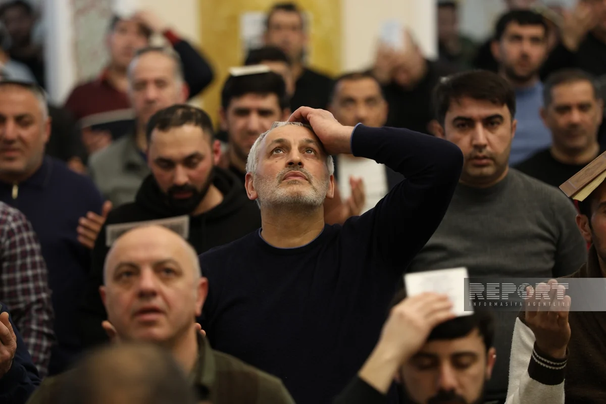 Bakıda Qədr gecəsi keçirilir - FOTOREPORTAJ