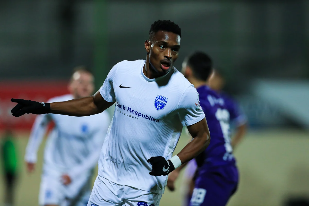 Coy Lens Mikels: “Sabah”ın tarixinə yubiley qolunun müəllifi kimi düşmək xoşdur”
