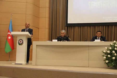 ​Binəqədidə “Dini ekstremizmə qarşı mübarizə” mövzusunda seminar-müşavirə keçirilib