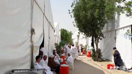 Azərbaycanlı zəvvarlar Ərəfatda ibadətə başlayıblar - FOTO