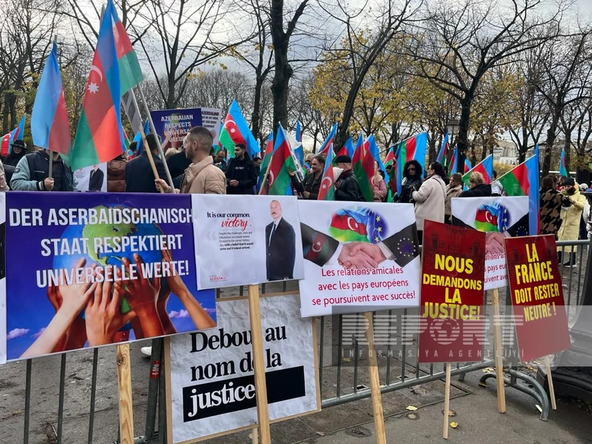 Азербайджанцы после акции протеста в Париже приняли обращение к Нацассамблее