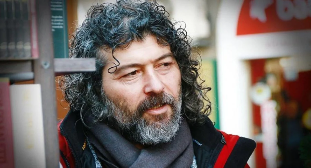 Nəşriyyat direktoru pandemiya dövründəki problemləri açıqladı