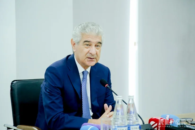 Əli Əhmədov YAP üzvlərinə müraciət ünvanlayıb:  Daha sıx birləşmək, səfərbər olmaq zamanıdır