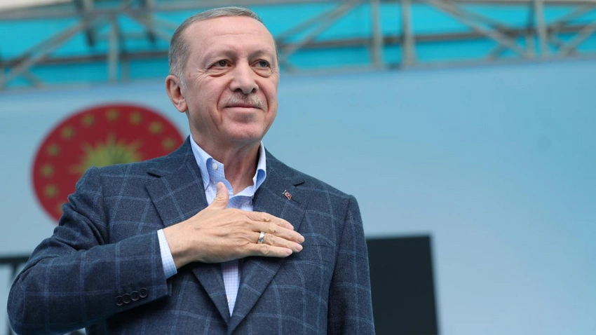 Ərdoğan səlahiyyətlərinin icrasına başlama mərasiminin iştirakçılarının şərəfinə şam yeməyi verib