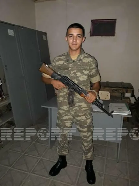 19 yaşlı şəhidin atası: Döyüş yoldaşları deyirlər ki, Eltun düşmənə qan uddururdu