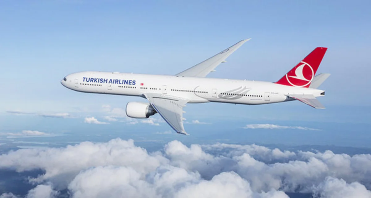 Turkish Airlines Sankt-Peterburqdan Antalyaya müntəzəm reyslərə başlayıb