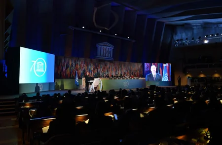 ​İlham Əliyev UNESCO Baş Konfransının 38-ci sessiyasının Liderlər Forumunda iştirak edib