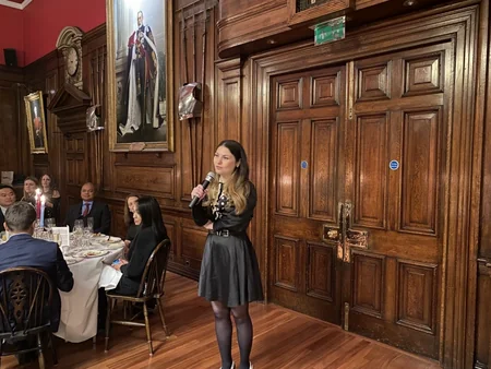 Zəfər Günü Londonda təntənəli şəkildə atəşfəşanlıqla qeyd edilib
