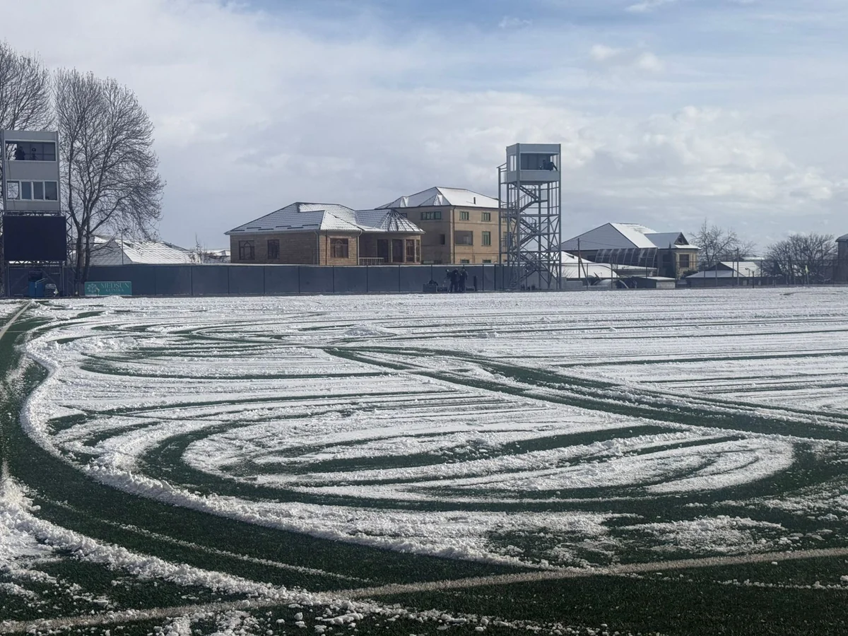 Şamaxı - Səbail oyunu qar səbəbindən gec başlayacaq
