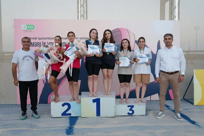 Dövlət qurumlarının əməkdaşları arasında çimərlik voleybolu üzrə yarış keçirilib