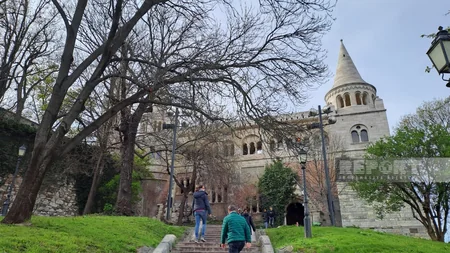 Budapeştdə göylərə yüksələn Azadlıq heykəli: Gellert təpəsində Cabbarlının “Sevil”inin izləri - REPORTAJ