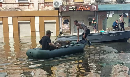 Su altında qalan Xerson - FOTOREPORTAJ