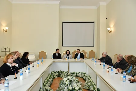 Adil Kərimli Bəstəkarlar İttifaqının kollektivi ilə görüşüb