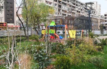President Ilham Aliyev views ongoing renovation works in another park in Baku