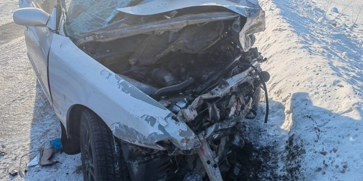 В России при ДТП погибли три человека, еще двое ранены