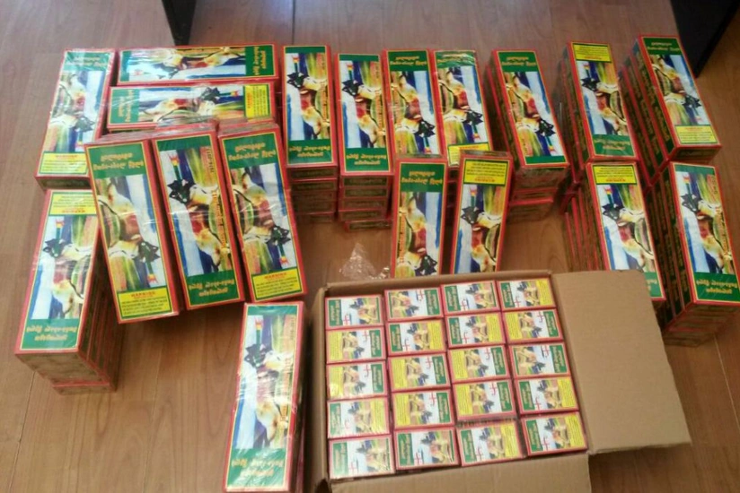 В Хатаинском районе задержан мужчина, пытавшийся продать 480 коробок пиротехники