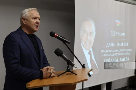 Xarkovda Ümummilli Lider Heydər Əliyevin xatirəsi anılıb
