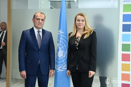 Azerbaijani FM mulls co-op with UNECE executive secretary