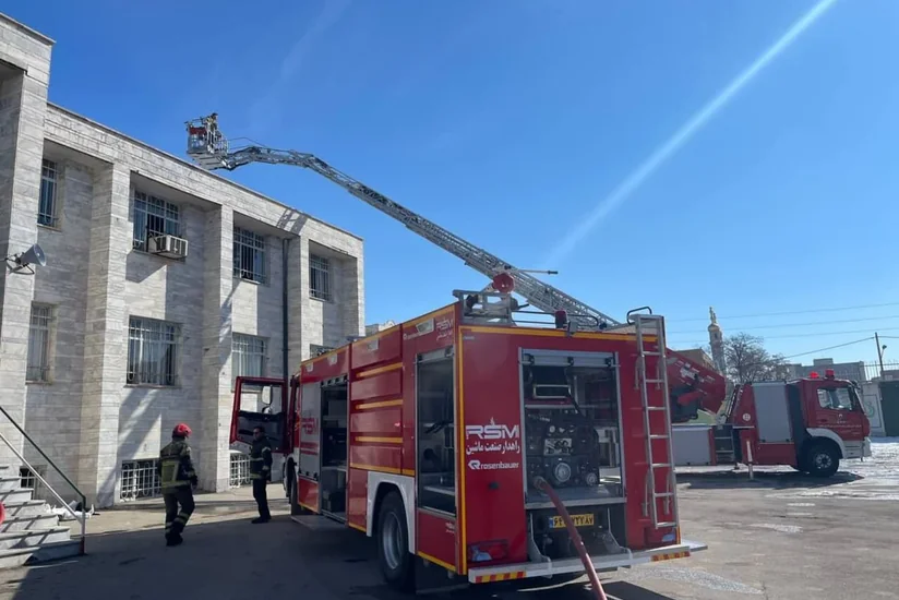 В женской консерватории в иранском Зенджане вспыхнул пожар, пострадали 15 человек