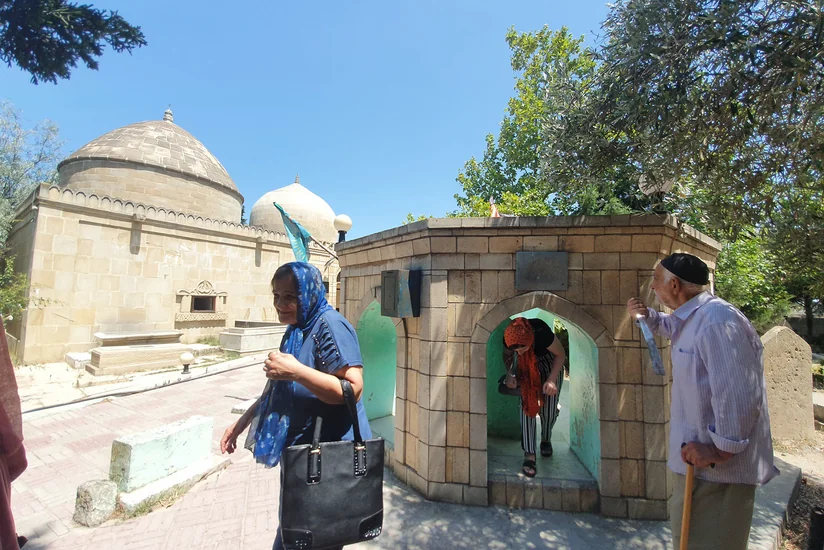 Azərbaycanda pirlərin sayı açıqlanıb