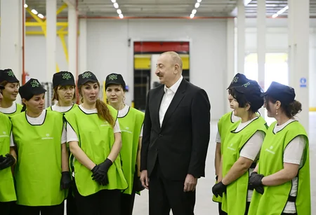 President Ilham Aliyev inspects operations of horticulture and cold storage complex in Gusar District