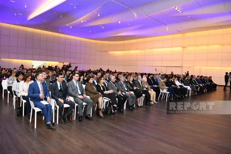 “Azərbaycan teatrı - 150: inkişaf perspektivləri” mövzusunda Teatr Forumu başlayıb
