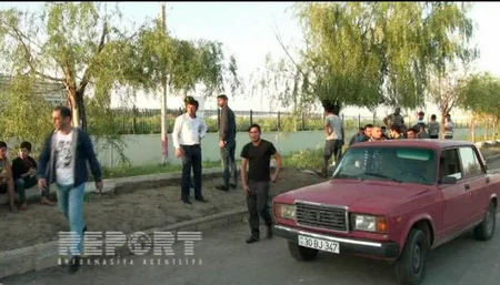 İmişlidə “Mercedes” su kanalına düşüb - FOTO