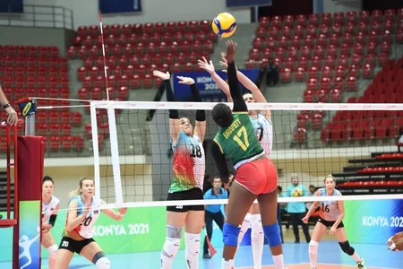 İslamiada: Azərbaycanın qadın voleybol millisi yarımfinala vəsiqə qazanıb