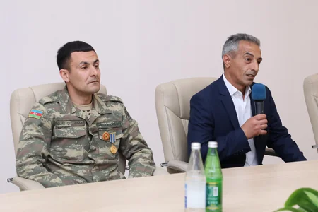 Azəriqazın baş direktoru Ağdamda vətəndaşları qəbul edib