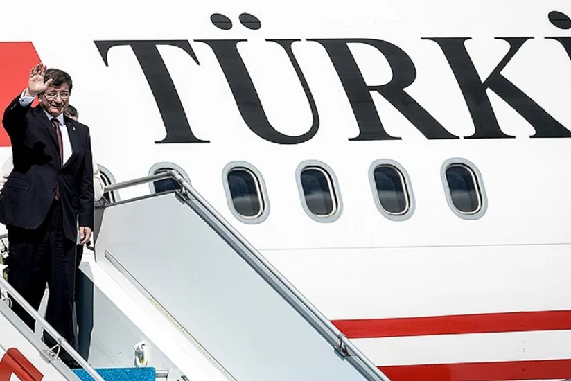 Əhməd Davudoğlu Londona gedir