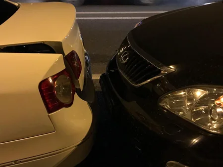 Bakıda zəncirvari yol qəzası baş verib - VİDEO