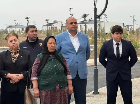 Ağdamın Sarıcalı kəndinə növbəti köç karvanı çatıb və açarlar təqdim edilib - YENİLƏNİB