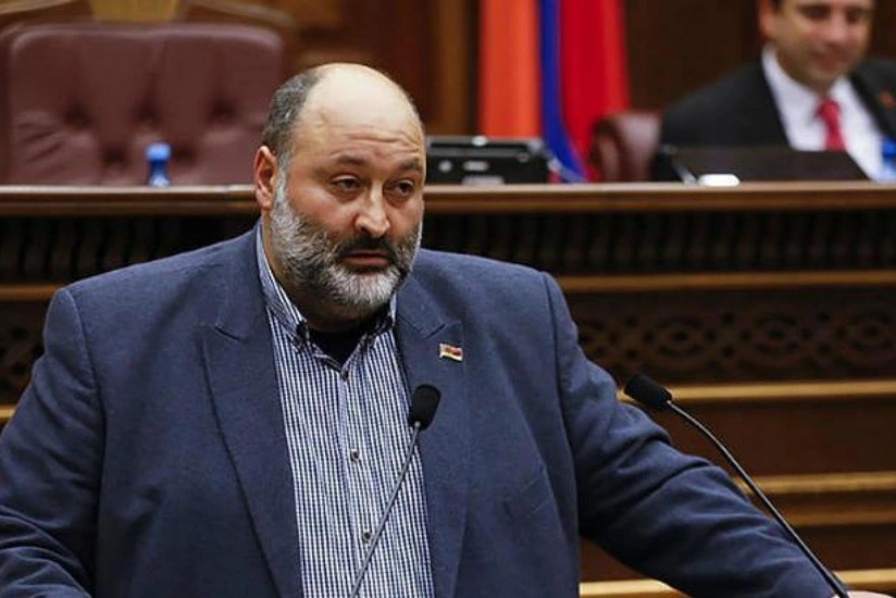 Ermənistanın Çindəki nümayəndəsi istefa verdi: “İndi biabırçı məğlubiyyətin yükünü daşımaq vaxtıdır”