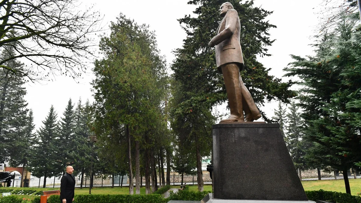 President Ilham Aliyev pays visit to Oghuz district