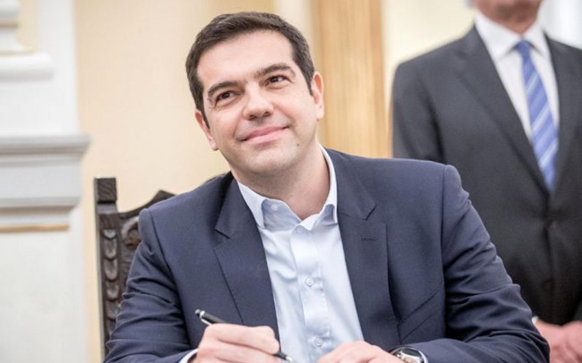 ​Yunanıstanın baş naziri tutduğu vəzifəsindən istefa verib
