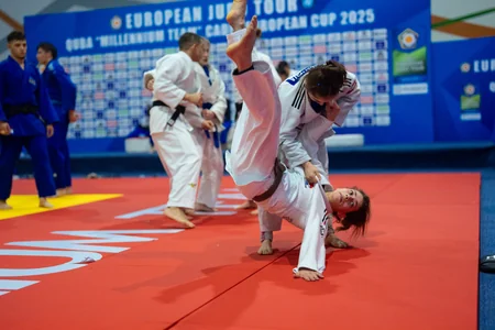 Quba Olimpiya İdman Kompleksində cüdoçuların beynəlxalq təlim-məşq toplanışı davam edir