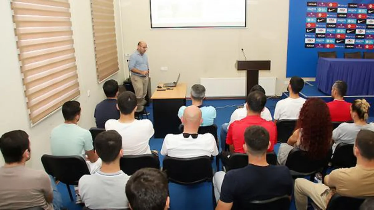 AFFA-da hakimlər üçün danışılmış oyunlarla bağlı seminar keçirilib
